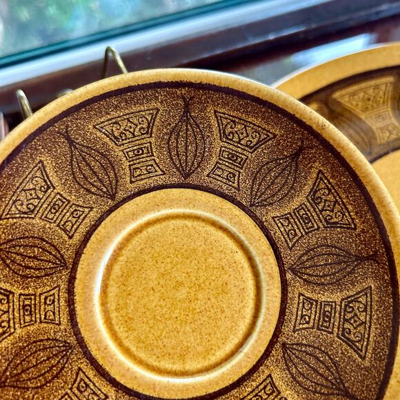 Vintage Taylor Smith & Taylor Cannes Atomic Onion Brown Plates 12" & 6” MCM - Picture 4 of 13